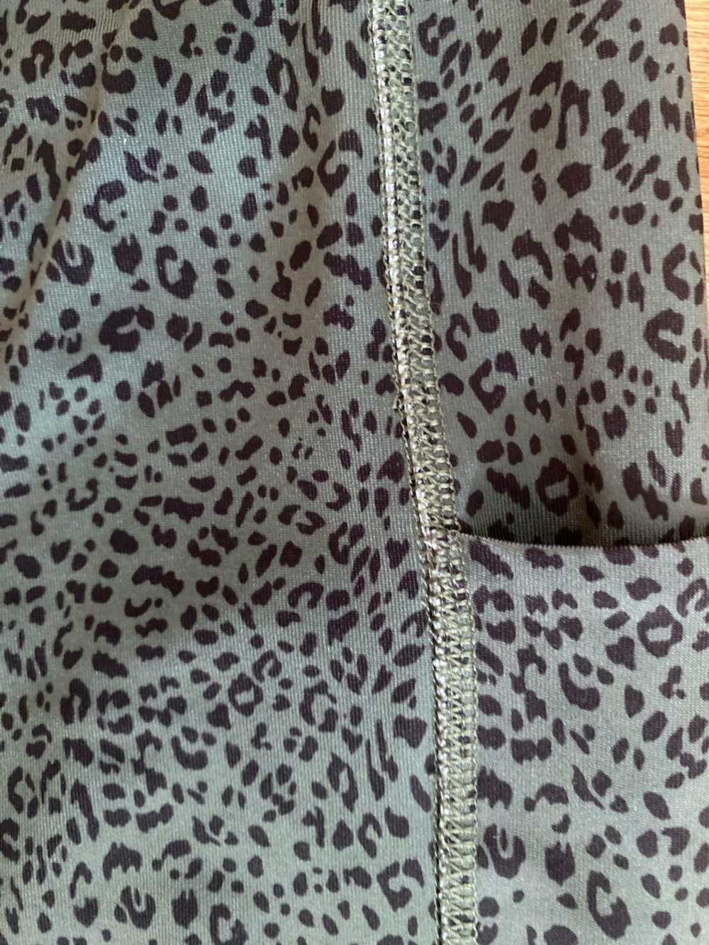 Tek Gear XXL Olive Green Animal Print Capri Leggings High Rise Pocket Active - Picture 6 of 10